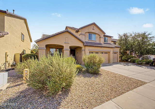 Photo 3 of Single family home for sale at 2141 W Ian Dr, Phoenix, AZ 85041 | MLS# 7073581 | Listing updated on 2026-09-17