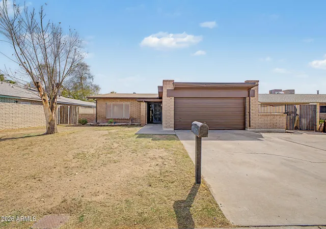 Photo 1 of Single family home for sale at 7313 N 46th Circle, Glendale, AZ 85301 | MLS# 7073477 | Listing updated on 2026-09-09