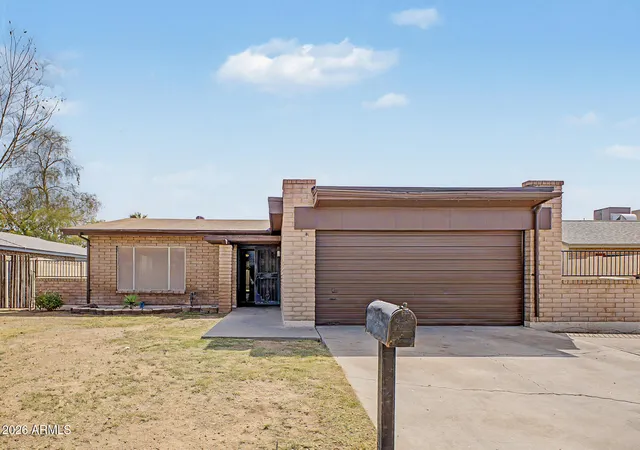Photo 1 of Single family home for sale at 7313 N 46th Circle, Glendale, AZ 85301 | MLS# 7073477 | Listing updated on 2026-09-09
