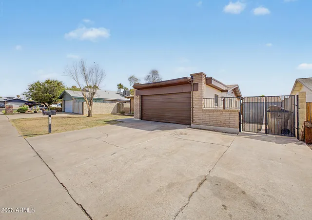 Photo 4 of Single family home for sale at 7313 N 46th Circle, Glendale, AZ 85301 | MLS# 7073477 | Listing updated on 2026-09-09