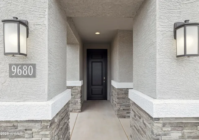 Photo 3 of Sale Pending at 2704 W Sentiero Ave, Apache Junction, AZ 85120 | MLS# 7073334 | Listing updated on 2026-09-09