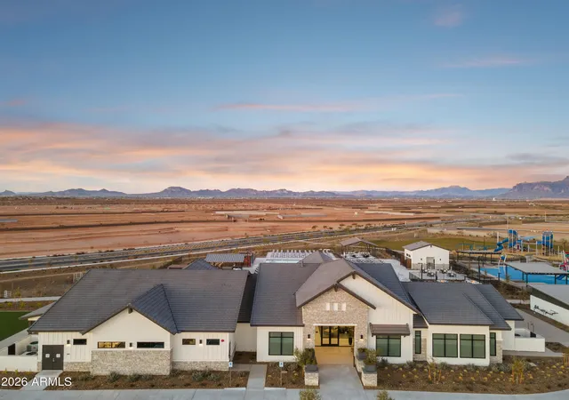 Photo 4 of Sale Pending at 2704 W Sentiero Ave, Apache Junction, AZ 85120 | MLS# 7073334 | Listing updated on 2026-09-09