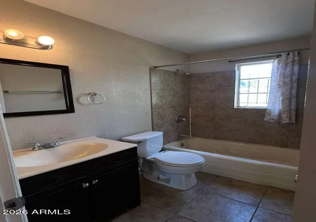 Photo 4 of Single family home for sale at 3242 W Sells Dr, Phoenix, AZ 85017 | MLS# 7073419 | Listing updated on 2026-10-27