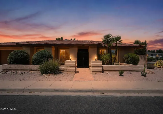 Photo 1 of Single family home for sale at 2702 S El Paradiso, Mesa, AZ 85202 | MLS# 7073405 | Listing updated on 2026-08-31