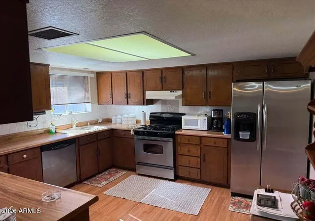Photo 4 of Single family home for sale at 1330 Calle Estudiante, Sierra Vista, AZ 85635 | MLS# 7073540 | Listing updated on 2026-09-09