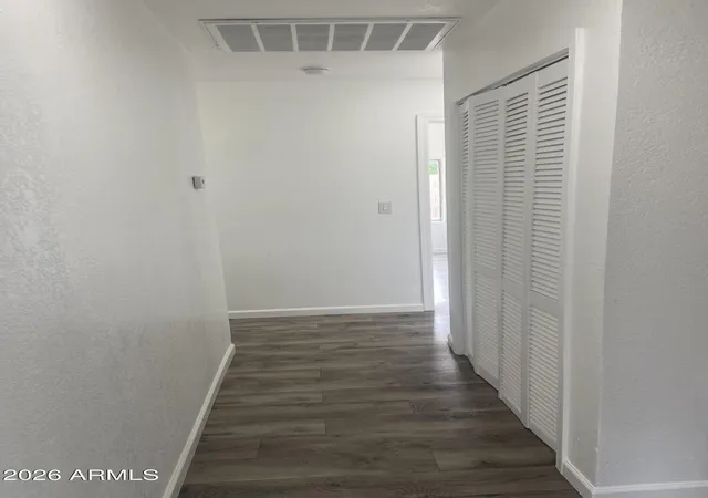Photo 3 of Townhouse for sale at 6706 N 55th Avenue, Glendale, AZ 85301 | MLS# 7073538 | Listing updated on 2026-09-01