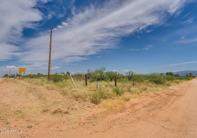 Photo 2 of Land for sale at 4 S Acres La Donna Ln #423, Sierra Vista, AZ 85650 | MLS# 7073781 | Listing updated on 2026-09-01