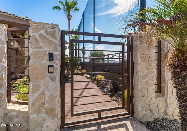 Photo 2 of Single family home for sale at 680 Via Del Lago, Lake Havasu City, AZ 86406 | MLS# 7073715 | Listing updated on 2026-09-01