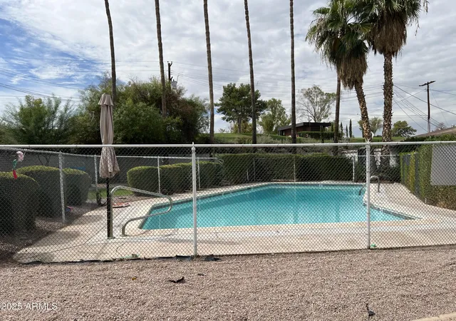 Photo 3 of Single family home for sale at 524 W Fairway Dr #11, Mesa, AZ 85201 | MLS# 7073689 | Listing updated on 2026-09-01