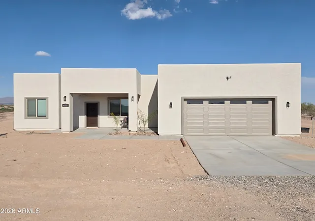Photo 2 of Single family home for sale at 4227 N 332nd Drive, Tonopah, AZ 85354 | MLS# 7073774 | Listing updated on 2026-09-01