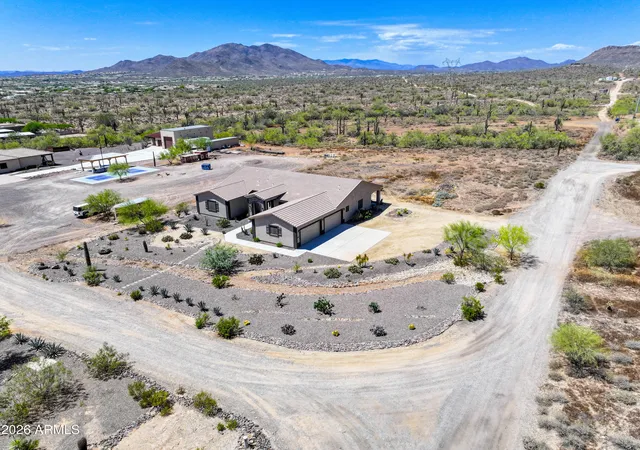 Photo 1 of Single family home for sale at 40130 N 7th Street, Phoenix, AZ 85086 | MLS# 7073780 | Listing updated on 2026-09-08