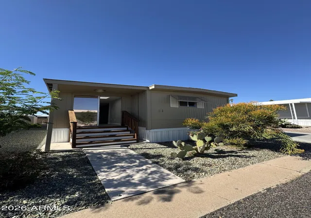 Photo 1 of Manufactured home for sale at 300 S Val Vista Dr #51, Mesa, AZ 85204 | MLS# 7073848 | Listing updated on 2026-09-01