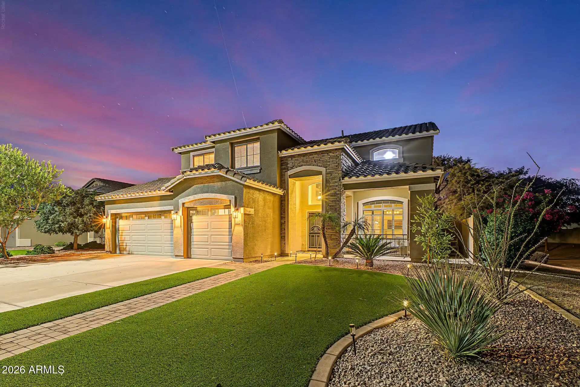 Photo 1 of Single family home for sale at 894 S Oak St, Gilbert, AZ 85233 | MLS# 7076649 | Listing updated on 2026-09-29
