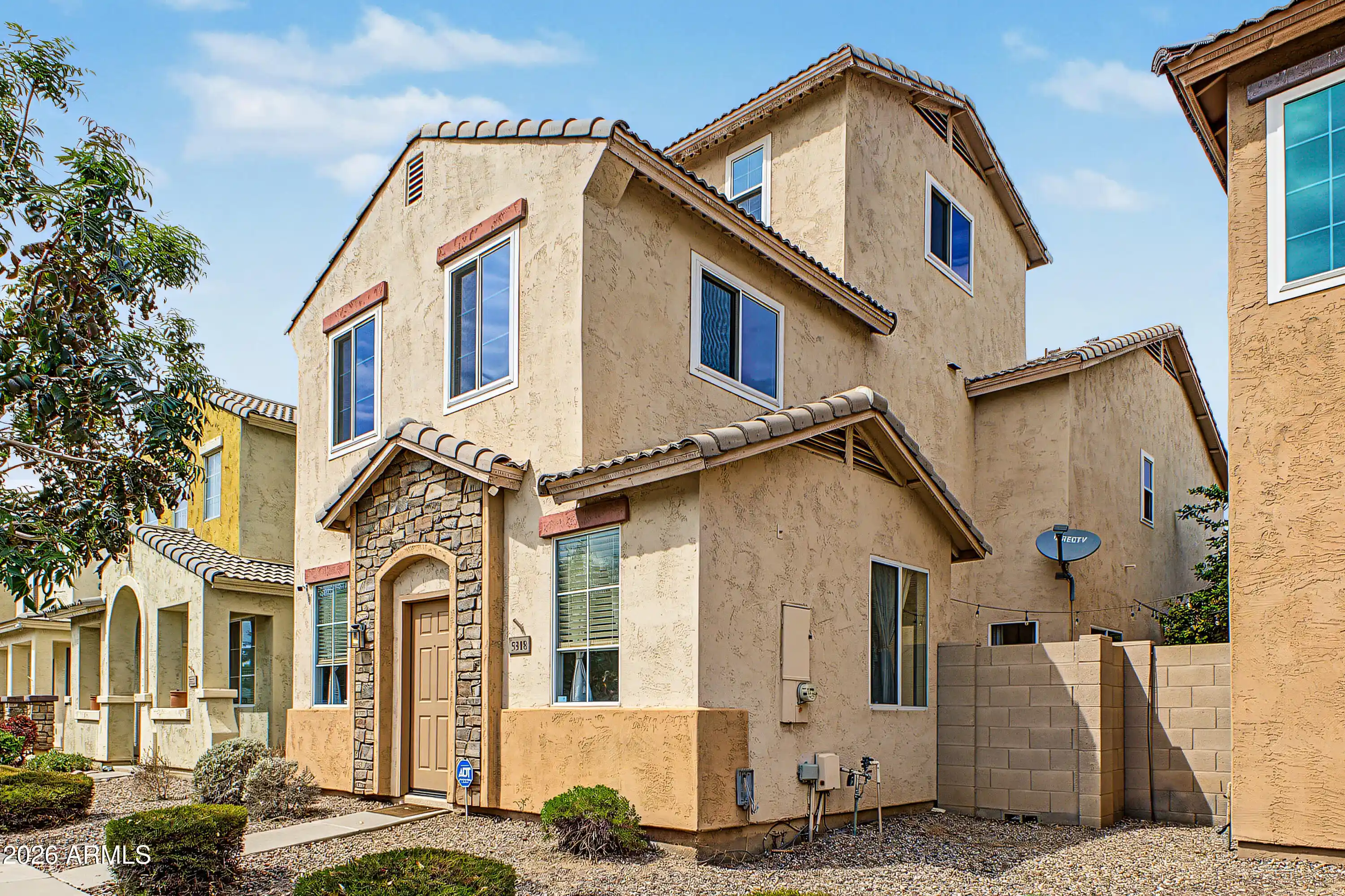 Photo 1 of Single family home for sale at 5318 W Albeniz Pl, Phoenix, AZ 85043 | MLS# 7076845 | Listing updated on 2026-10-27