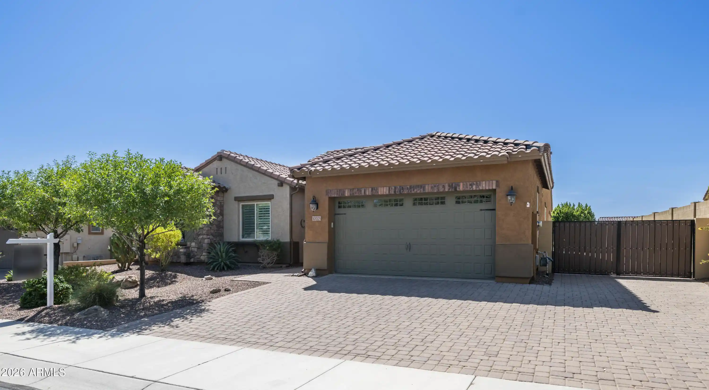 Photo 1 of Single family home for sale at 10025 W Sydney Way, Peoria, AZ 85383 | MLS# 7078805 | Listing updated on 2026-10-15