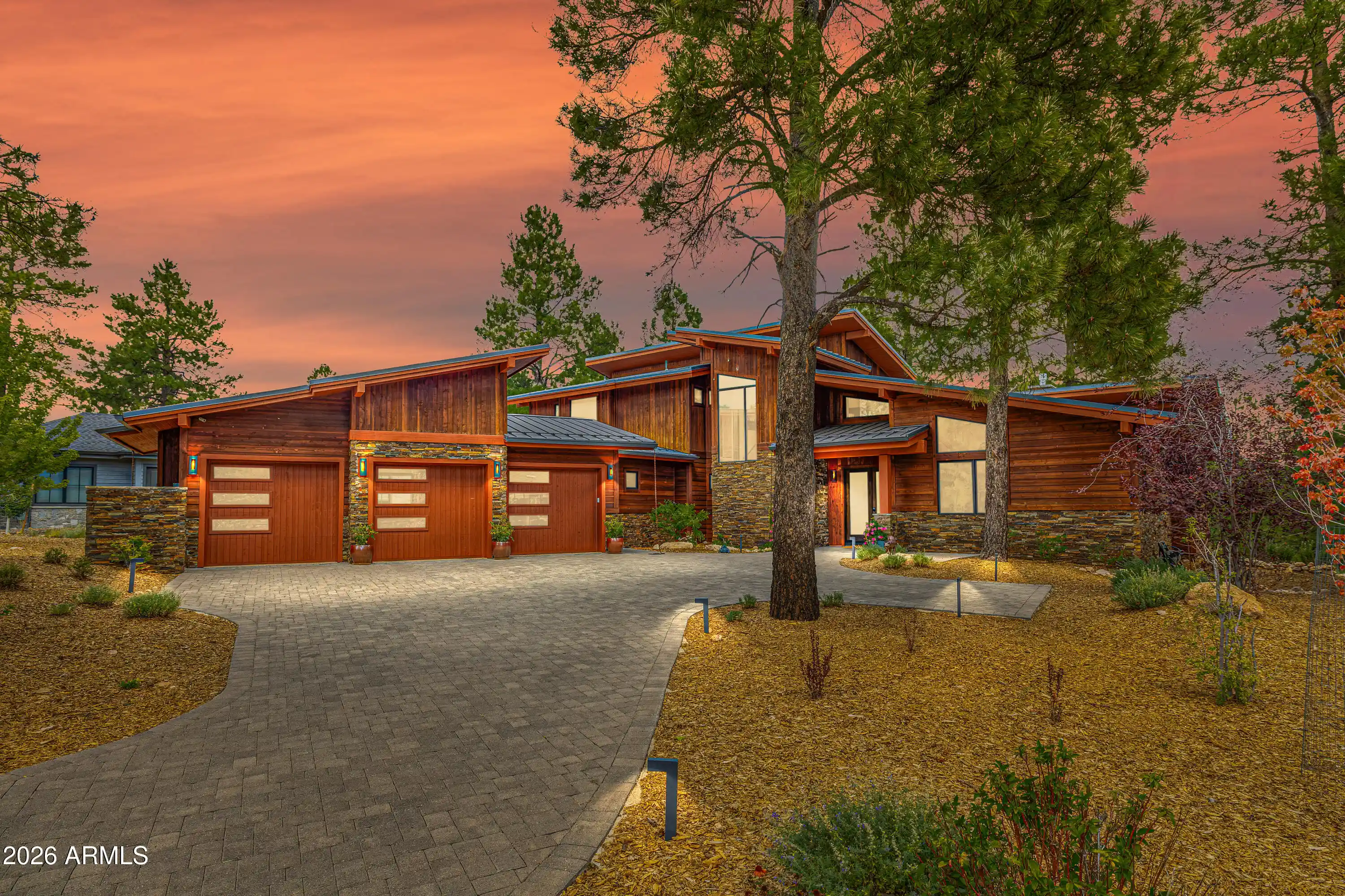 Photo 1 of Single family home for sale at 3308 S Clubhouse Cir, Flagstaff, AZ 86005 | MLS# 7092444 | Listing updated on 2026-10-11