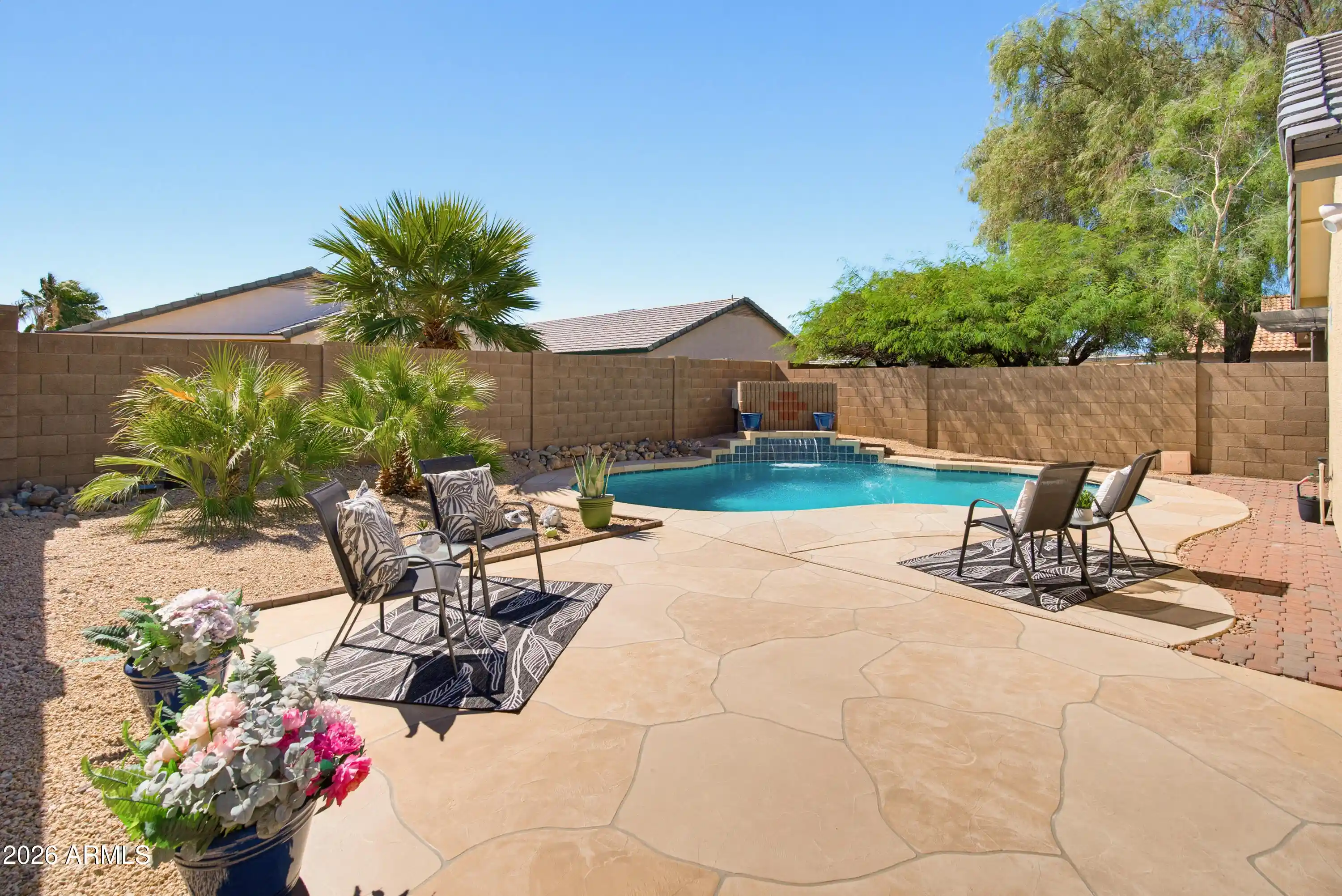 Photo 1 of Sale Pending at 3007 W Zachary Dr, Phoenix, AZ 85027 | MLS# 7091848 | Listing updated on 2026-10-15