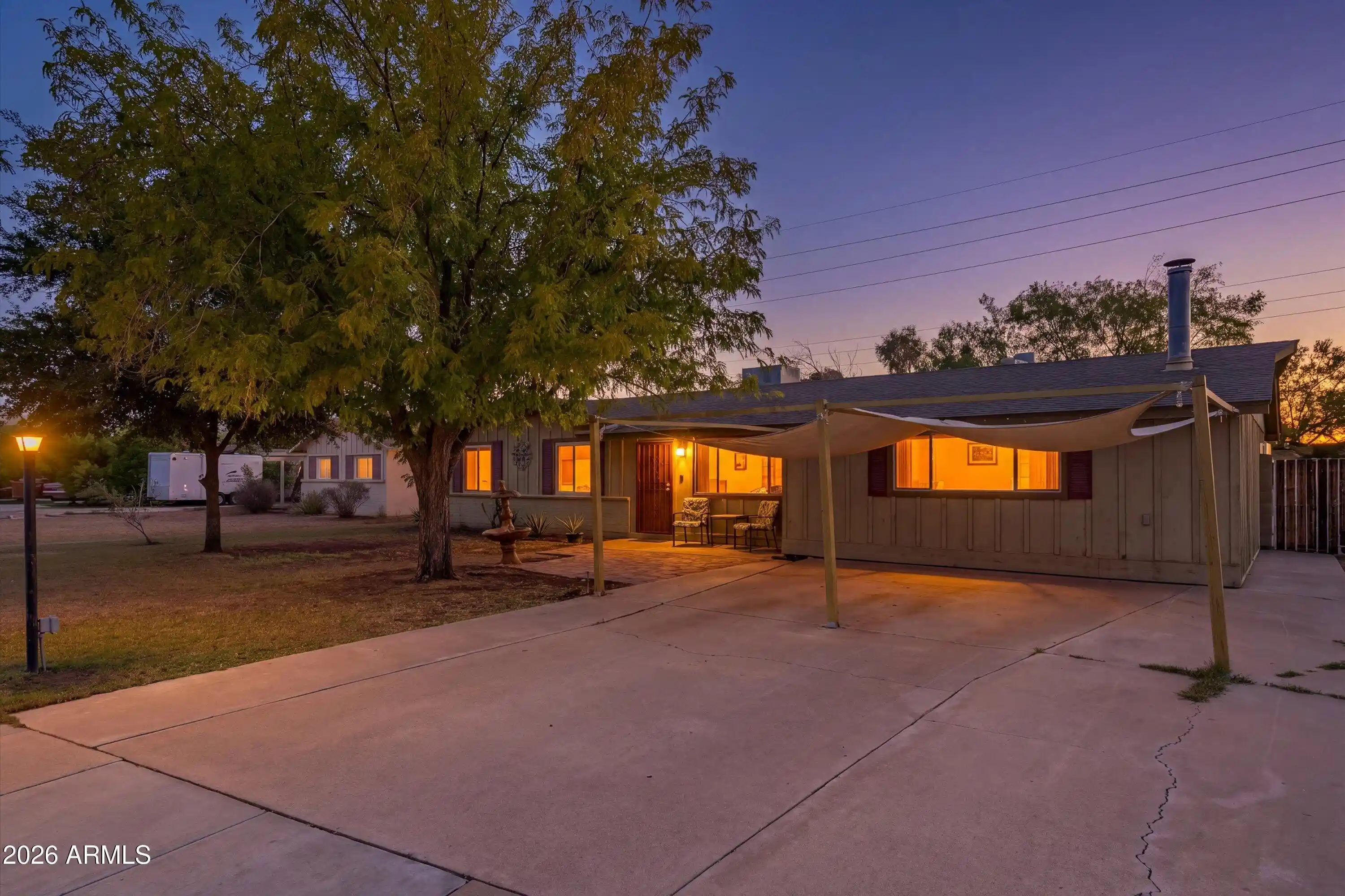 Photo 1 of Sale Pending at 2214 W Keim Dr, Phoenix, AZ 85015 | MLS# 7079554 | Listing updated on 2026-10-07