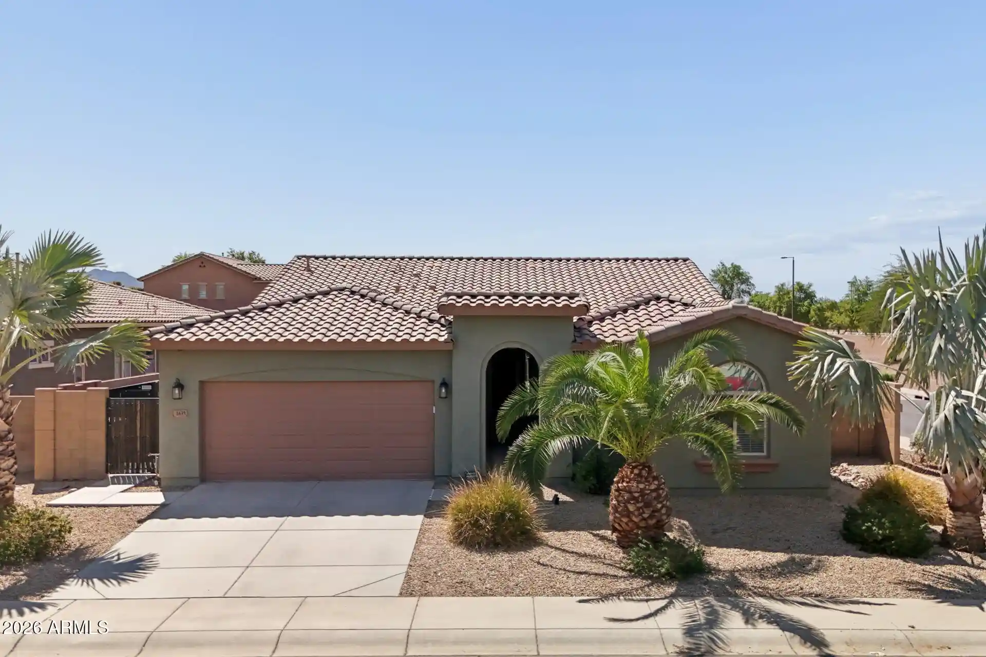 Photo 1 of Single family home for sale at 1633 E Nightingale Ln, Gilbert, AZ 85298 | MLS# 7080300 | Listing updated on 2026-10-26