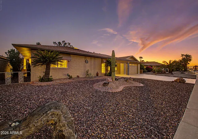 Single family home for sale at 9507 W Country Clb Dr, Sun City, AZ 85373 | MLS# 7079732