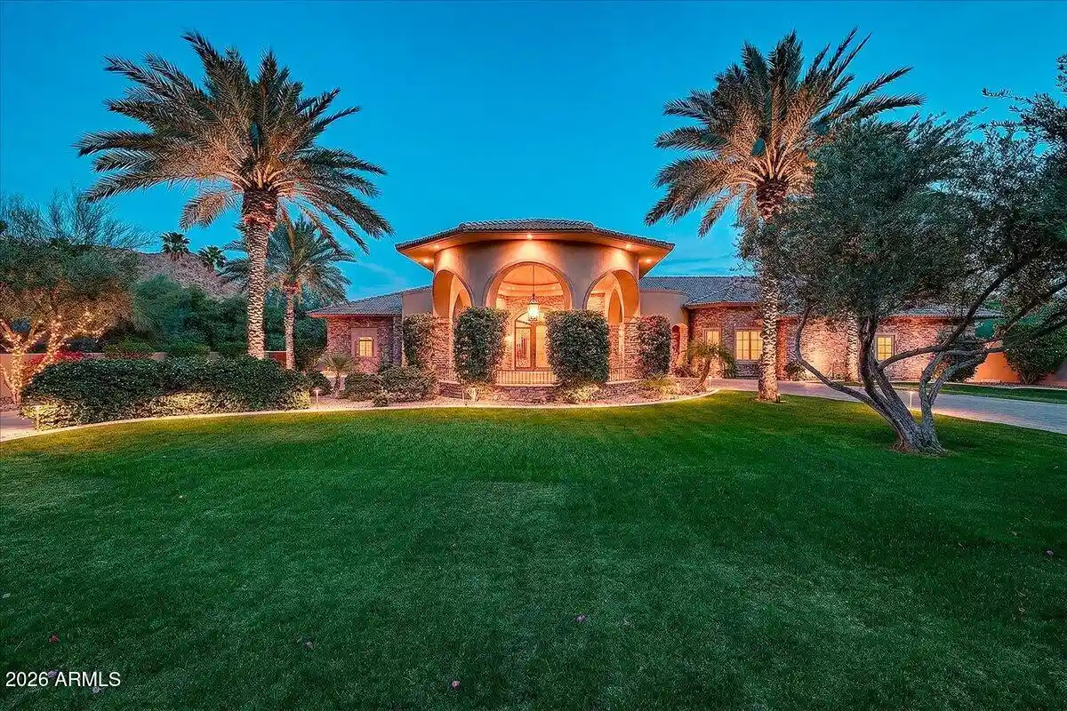 Photo 1 of Single family home for sale at 4807 E Crystal Ln, Paradise Valley, AZ 85253 | MLS# 7080447 | Listing updated on 2026-10-24