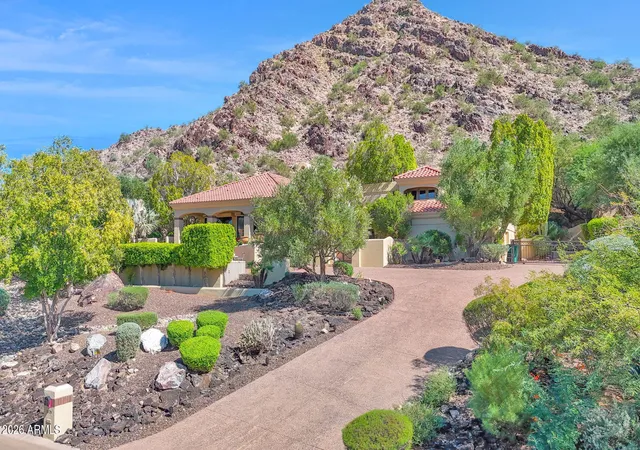 Photo 1 of Single family home for sale at 8129 N 54th Street, Paradise Valley, AZ 85253 | MLS# 7088482 | Listing updated on 2026-10-25