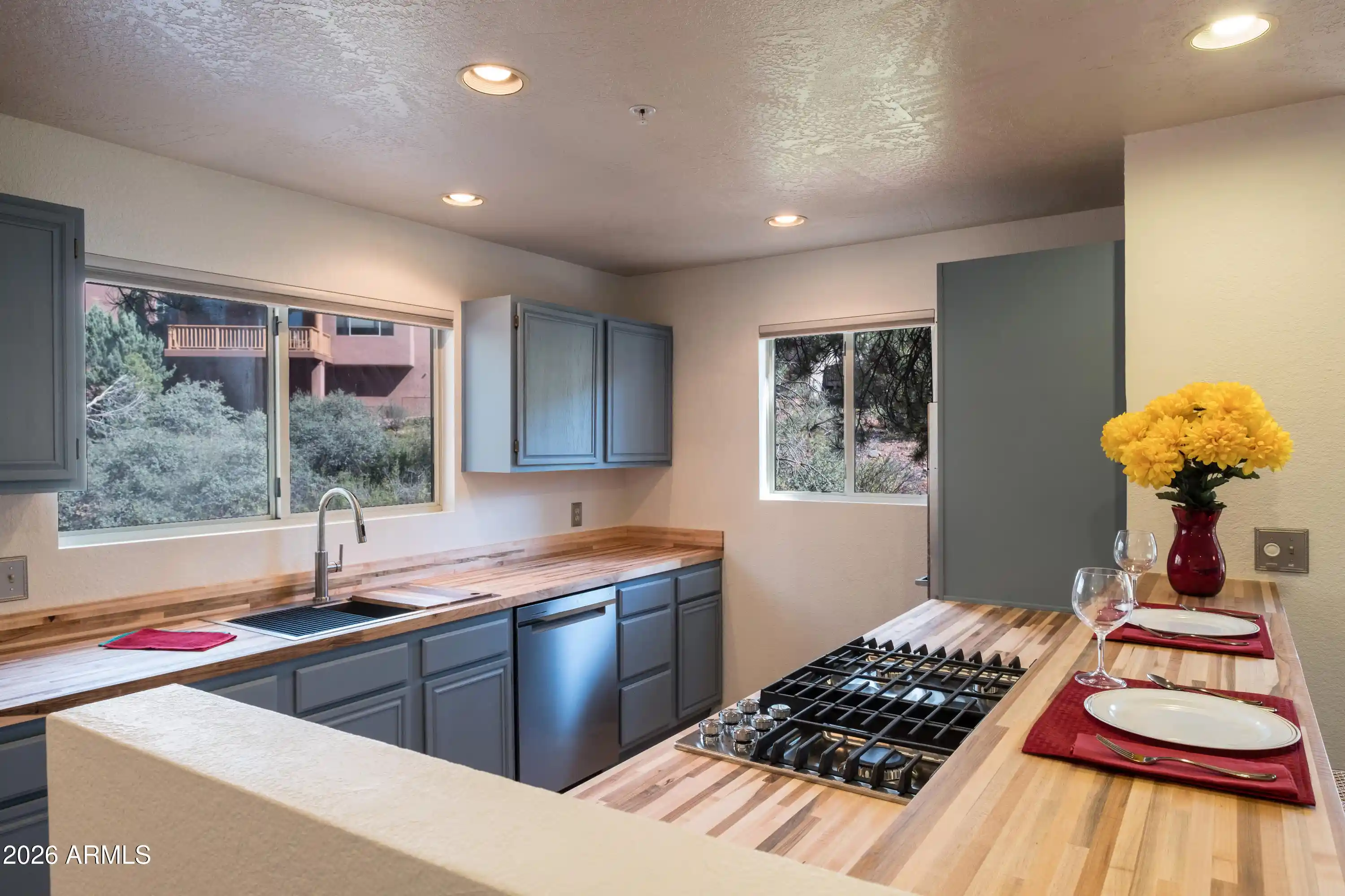 Townhouse for sale at 28 Tanager Ln, Sedona, AZ 86336 | MLS# 7094854