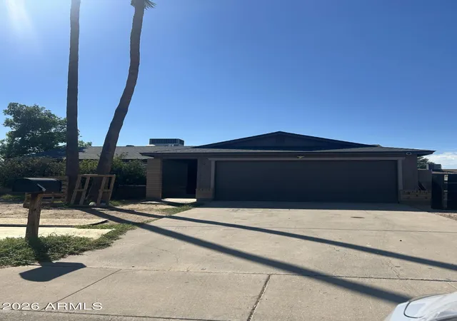 Photo 1 of Single family home for sale at 7931 W Minnezona Ave, Phoenix, AZ 85033 | MLS# 7080082 | Listing updated on 2026-10-26