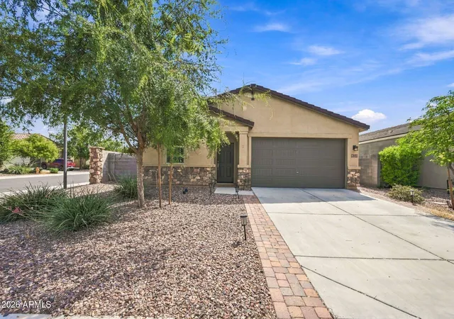 Photo 1 of Sale Pending at 283 W Nikita Dr, San Tan Valley, AZ 85140 | MLS# 7083957 | Listing updated on 2026-10-27