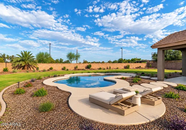Photo 1 of Single family home for sale at 6361 S Sky Ct, Gilbert, AZ 85298 | MLS# 7080363 | Listing updated on 2026-10-29