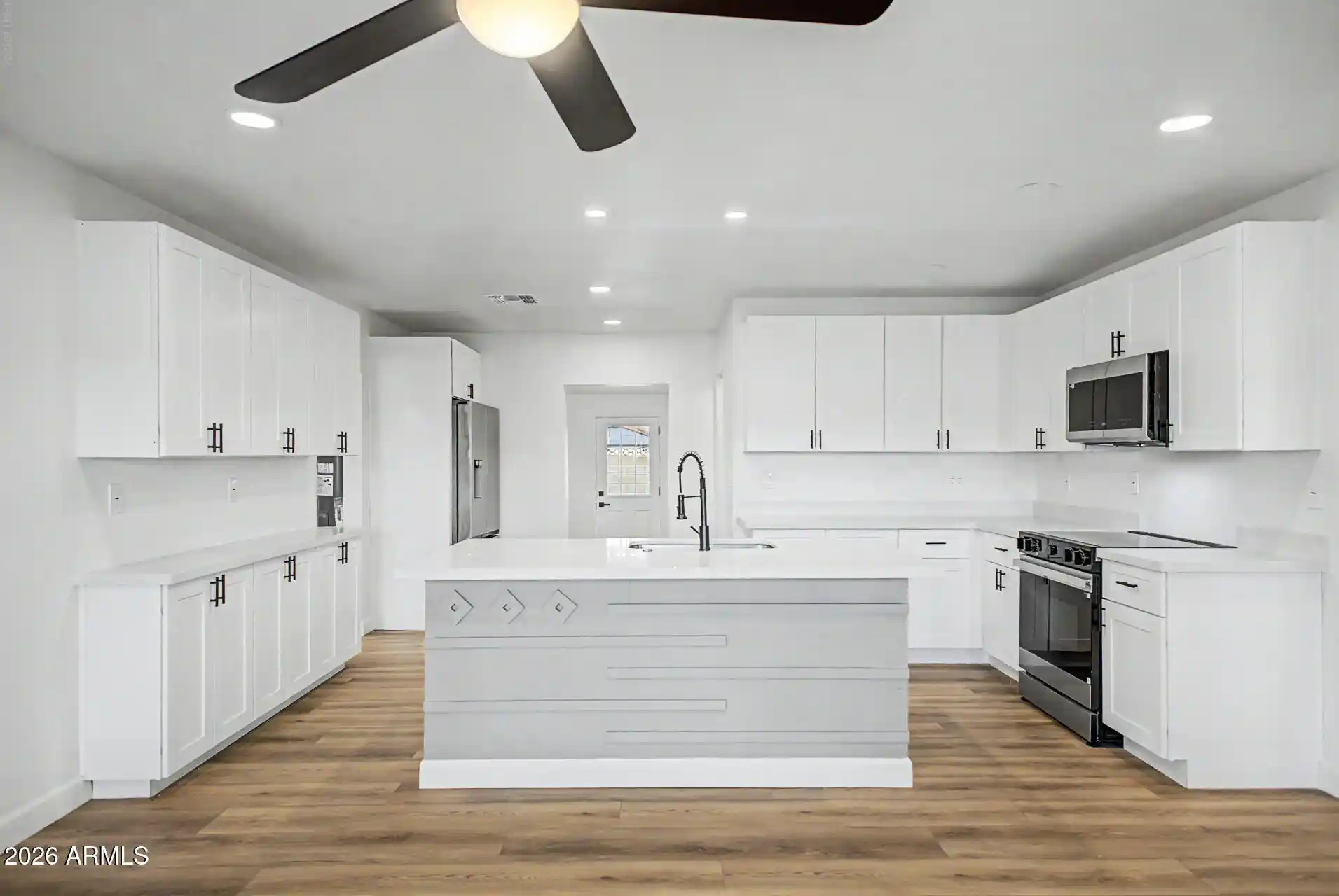 Single family home for sale at 1004 W Manhatton Dr, Tempe, AZ 85282 | MLS# 7080449