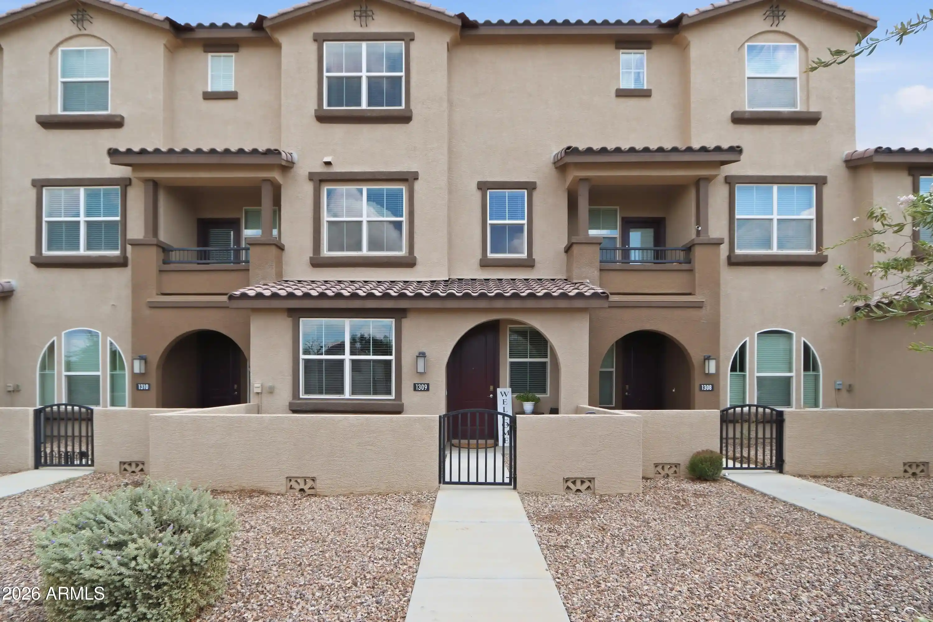 Listing Photo 1 - Condo for sale in 1255 N Arizona Ave located at 1255 N Arizona Ave, Chandler, AZ 85225 - Unit #1309