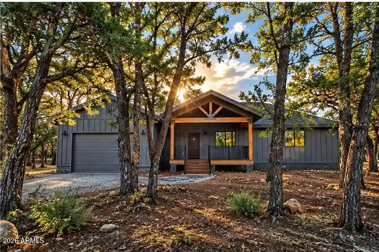 Photo 1 of Single family home for sale at 2148 Yukon Cir, Happy Jack, AZ 86024 | MLS# 7085930 | Listing updated on 2026-10-01