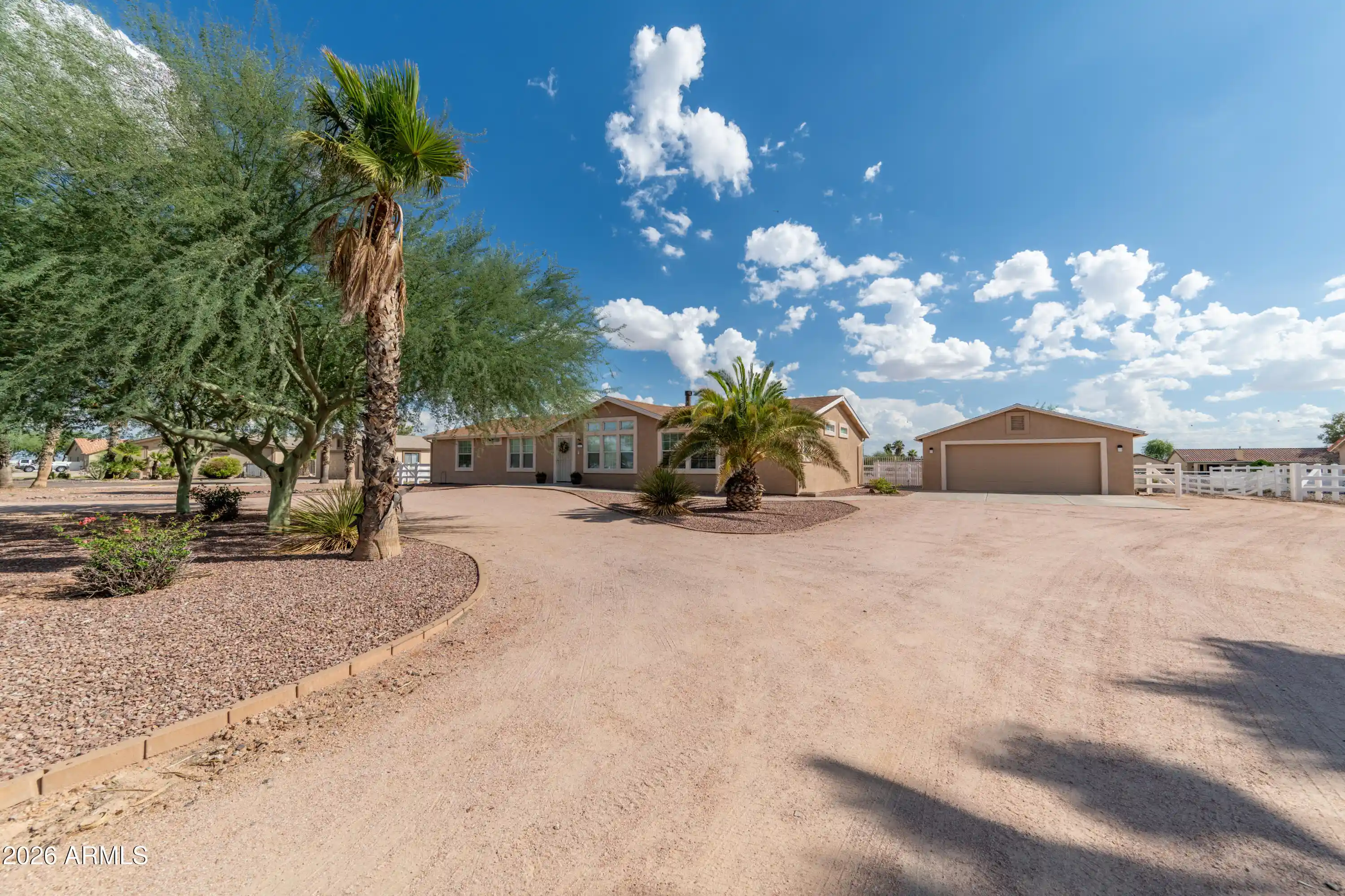 Photo 1 of Manufactured home for sale at 10037 E Twin Spurs Ln, Florence, AZ 85132 | MLS# 7080722 | Listing updated on 2026-10-10