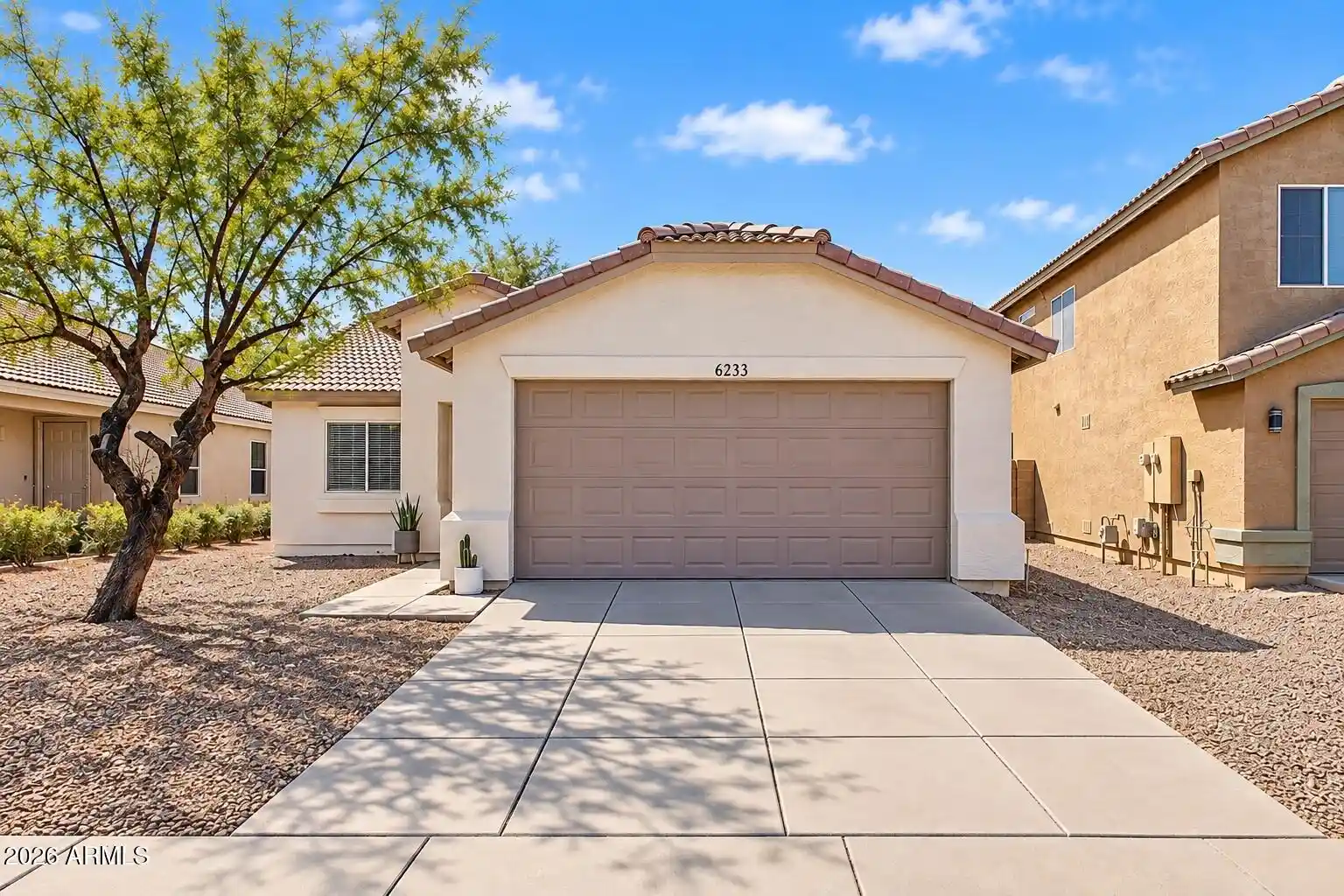 Photo 1 of Single family home for sale at 6233 W Encinas Ln, Phoenix, AZ 85043 | MLS# 7081859 | Listing updated on 2026-10-04