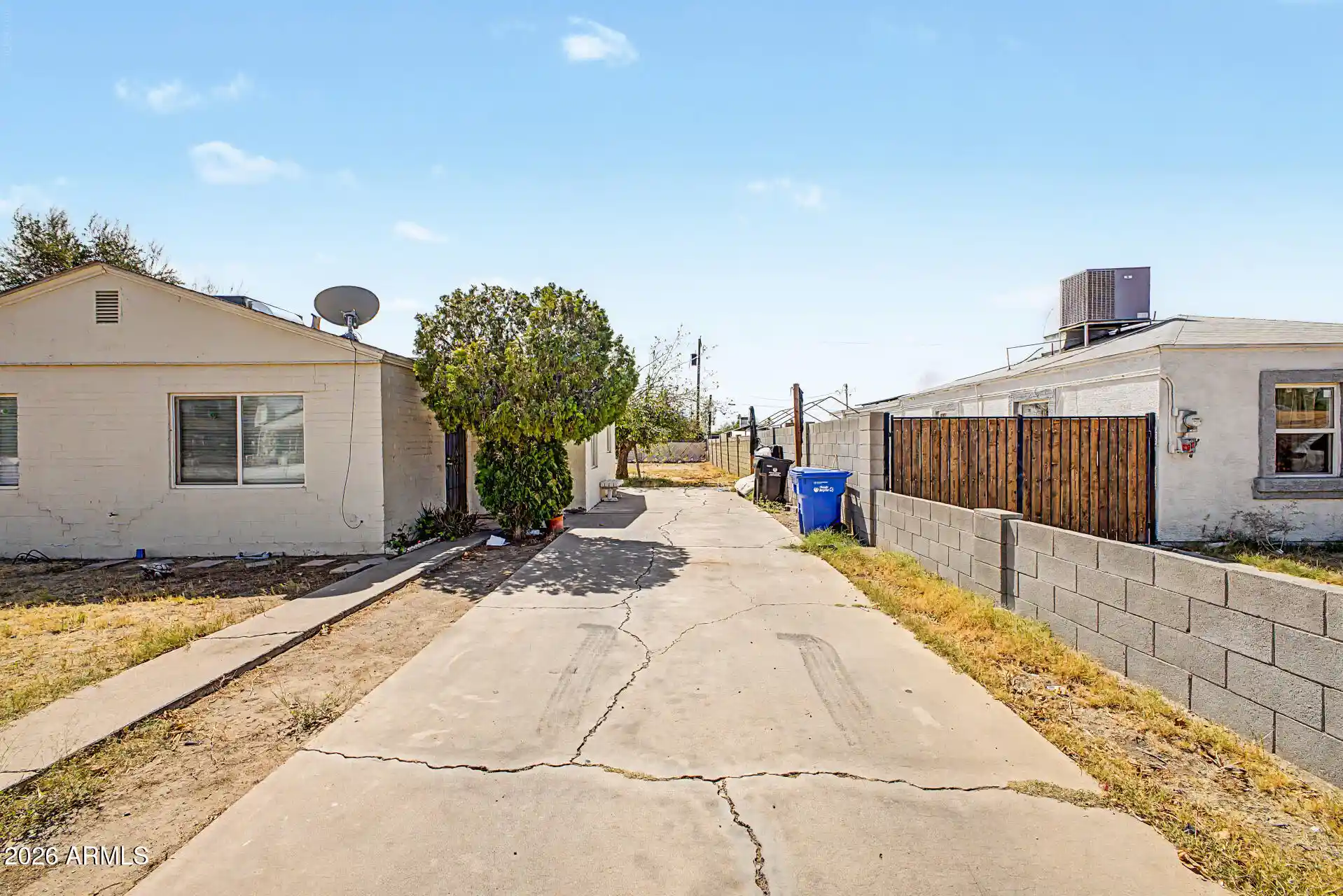 Photo 1 of Sale Pending at 3209 W Garfield St, Phoenix, AZ 85009 | MLS# 7081467 | Listing updated on 2026-10-28