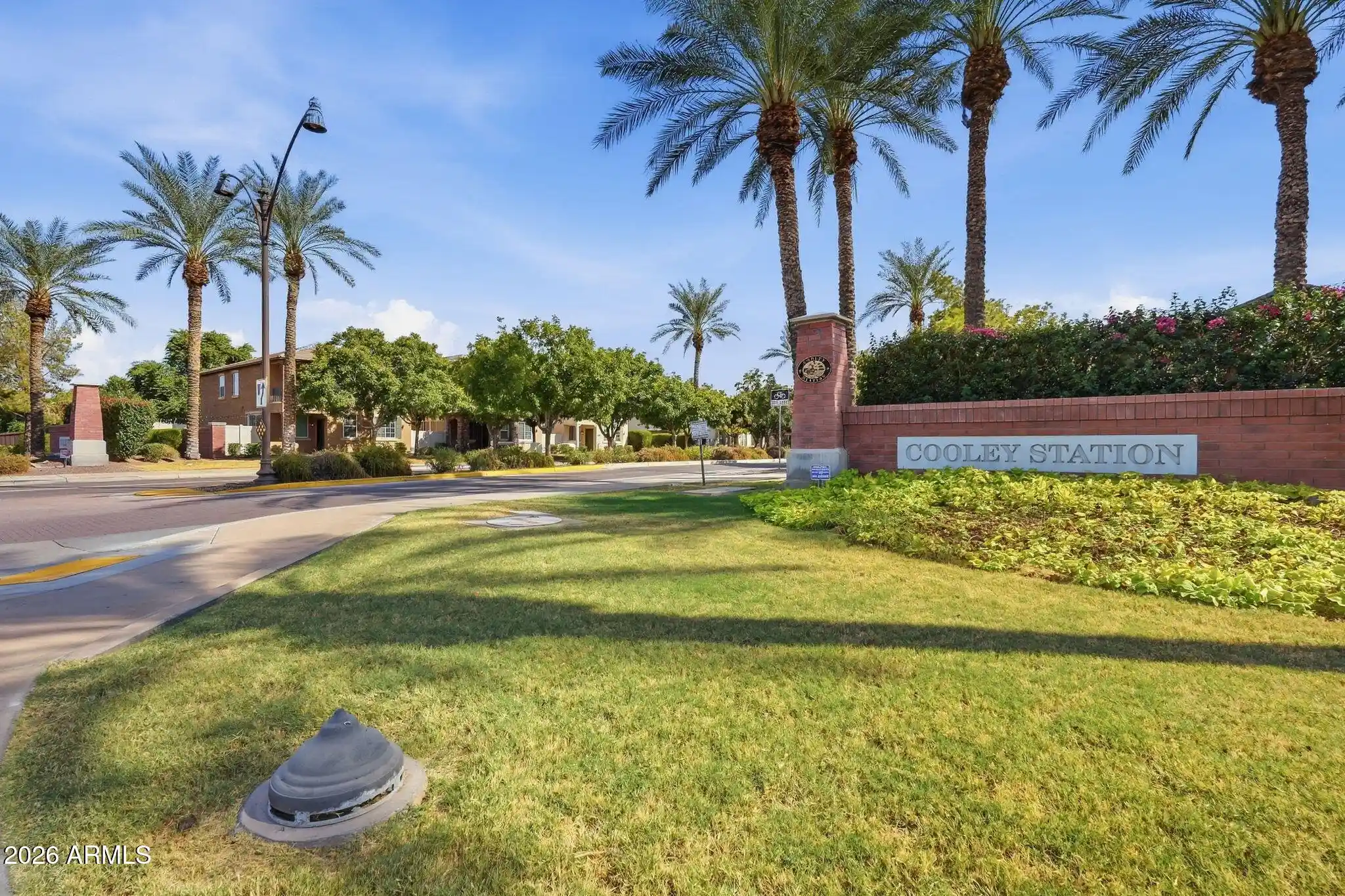 Photo 1 of Sale Pending at 3713 E Leslie Dr, Gilbert, AZ 85296 | MLS# 7081183 | Listing updated on 2026-10-08