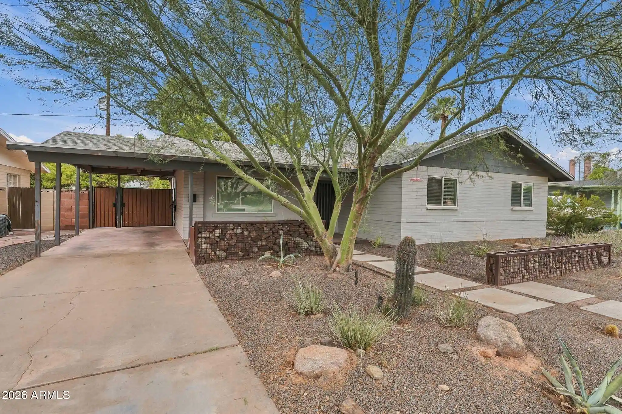 Photo 1 of Single family home for sale at 410 W Flower St, Phoenix, AZ 85013 | MLS# 7081305 | Listing updated on 2026-10-21