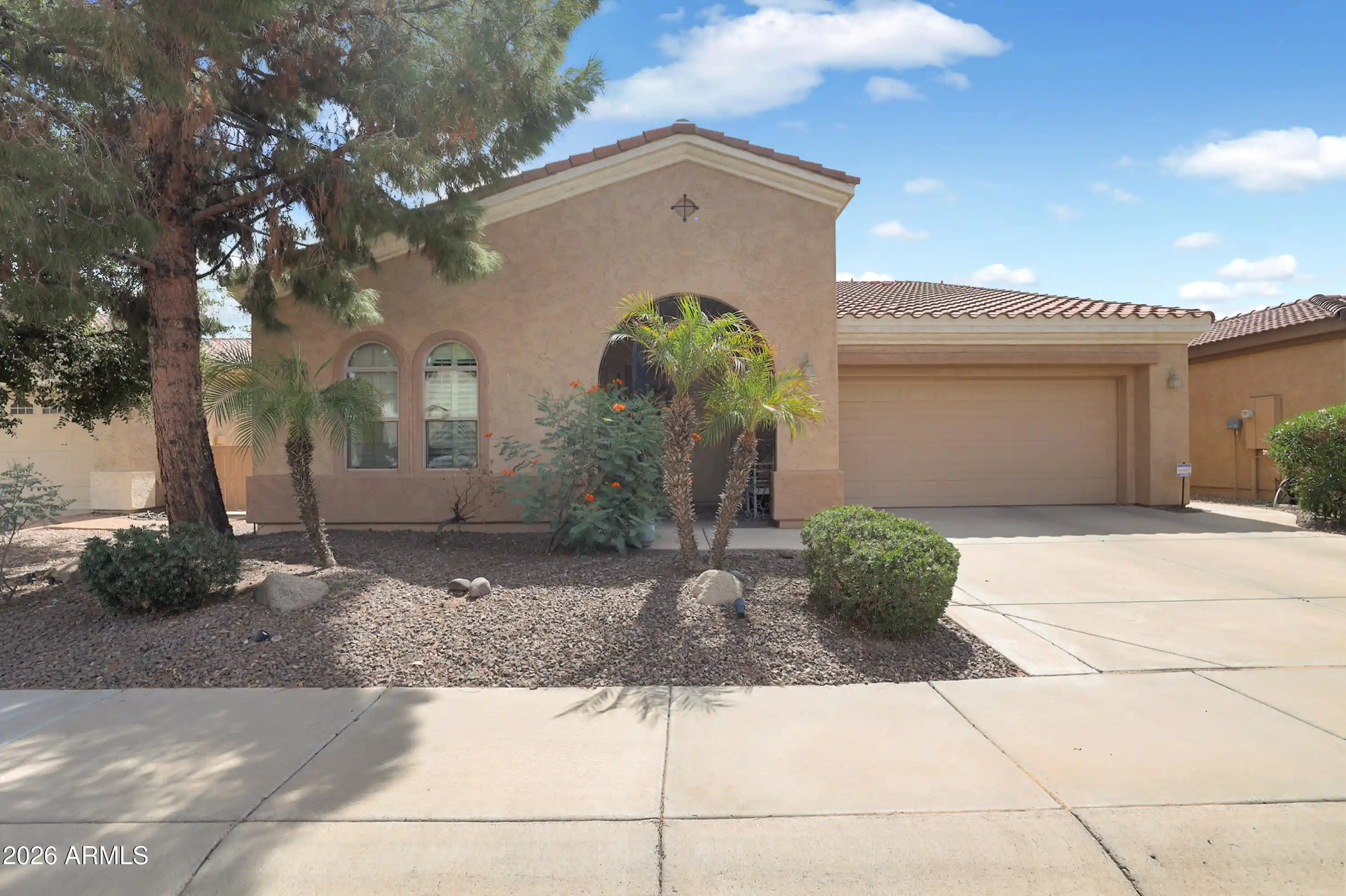 Photo 1 of Single family home for sale at 4755 E Rakestraw Ln, Gilbert, AZ 85298 | MLS# 7082150 | Listing updated on 2026-10-26