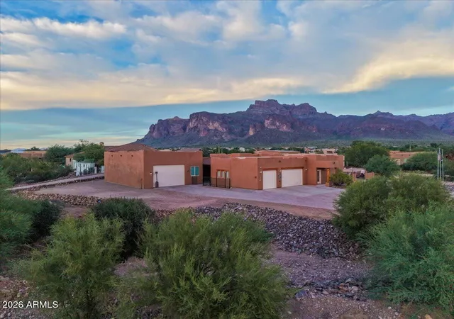 Single family home for sale at 481 S Val Vista Rd, Apache Junction, AZ 85119 | MLS# 7083923