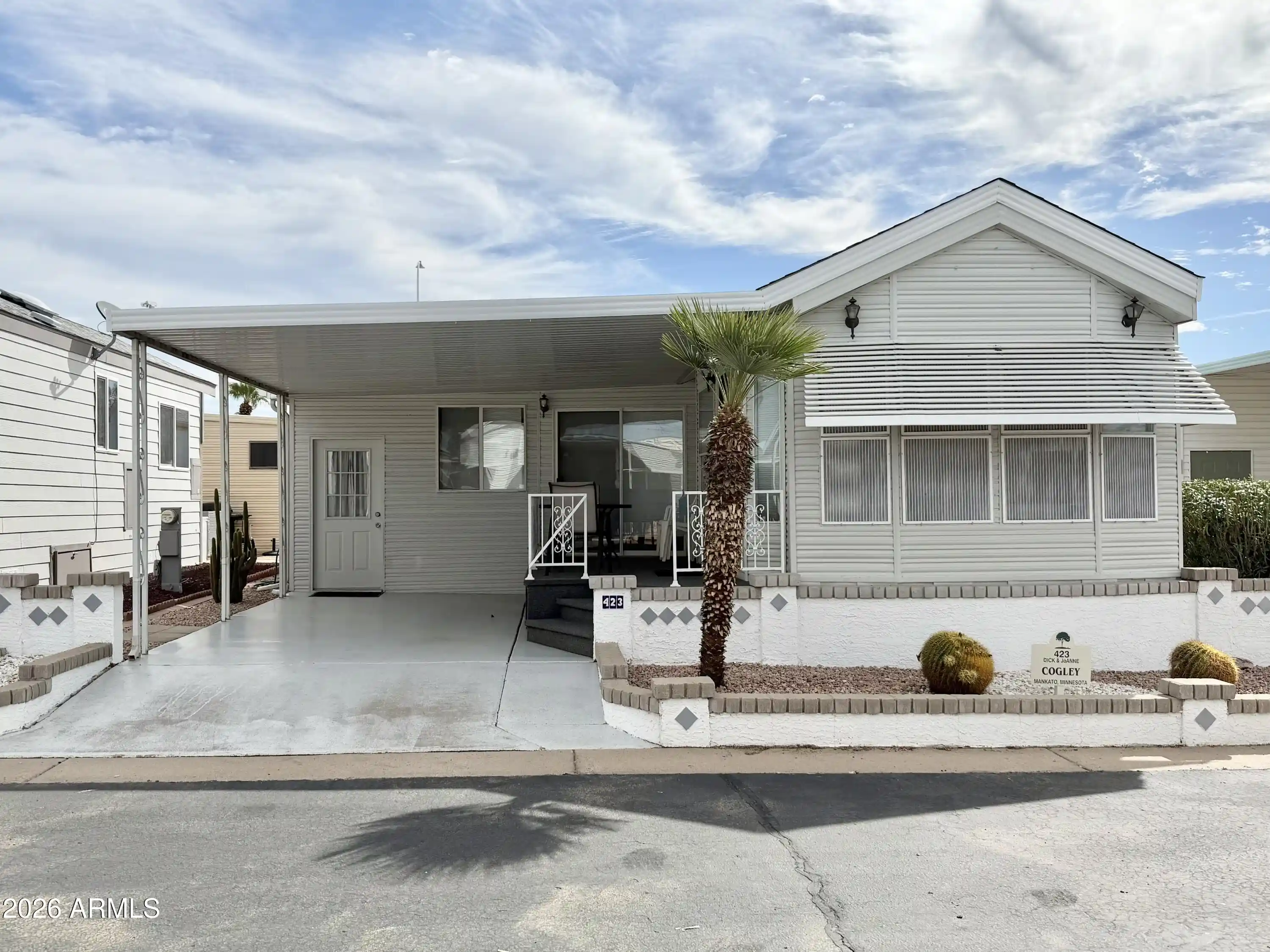 Photo 1 of Manufactured home for sale at 111 S Greenfield Rd #423, Mesa, AZ 85206 | MLS# 7083144 | Listing updated on 2026-09-28