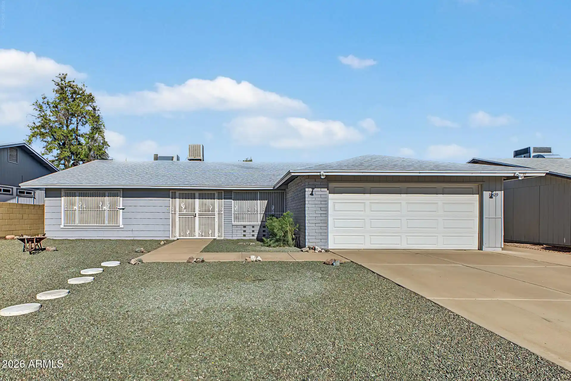 Single family home for sale at 11429 S Pawnee Cir, Phoenix, AZ 85044 | MLS# 7082900