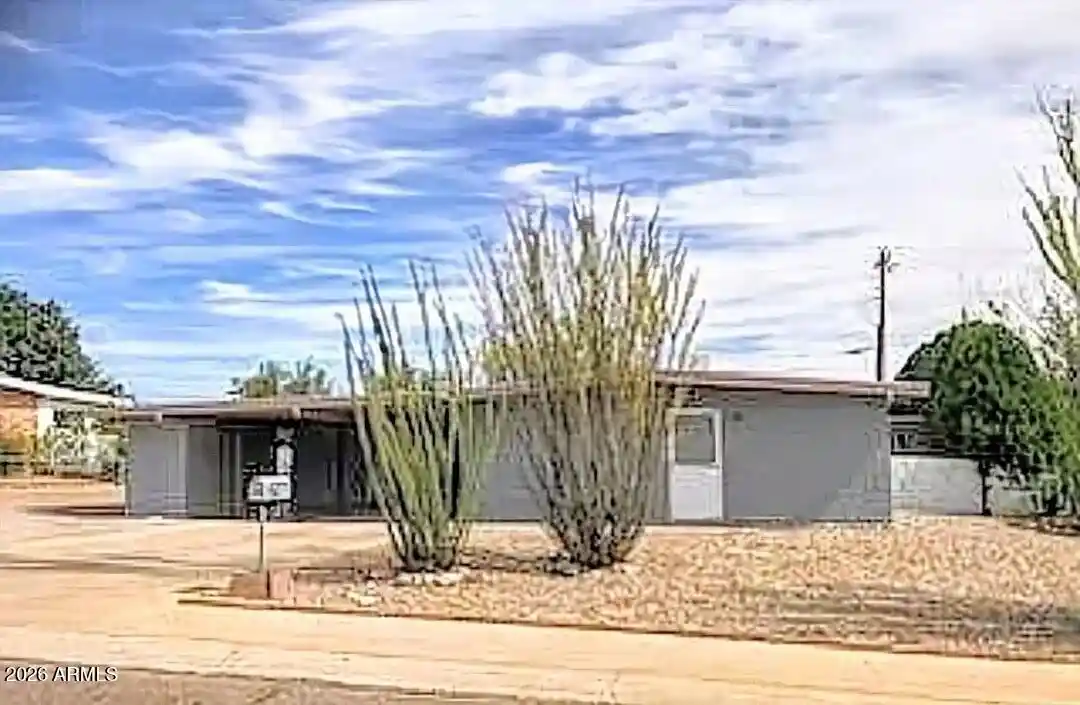 Photo 1 of Single family home for sale at 301 Pine Tree Dr, Sierra Vista, AZ 85635 | MLS# 7082935 | Listing updated on 2026-09-23