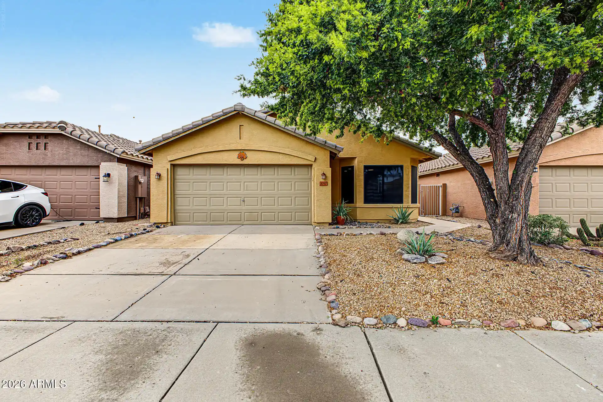Photo 1 of Sale Pending at 3357 E Blackhawk Dr, Phoenix, AZ 85050 | MLS# 7085209 | Listing updated on 2026-10-16