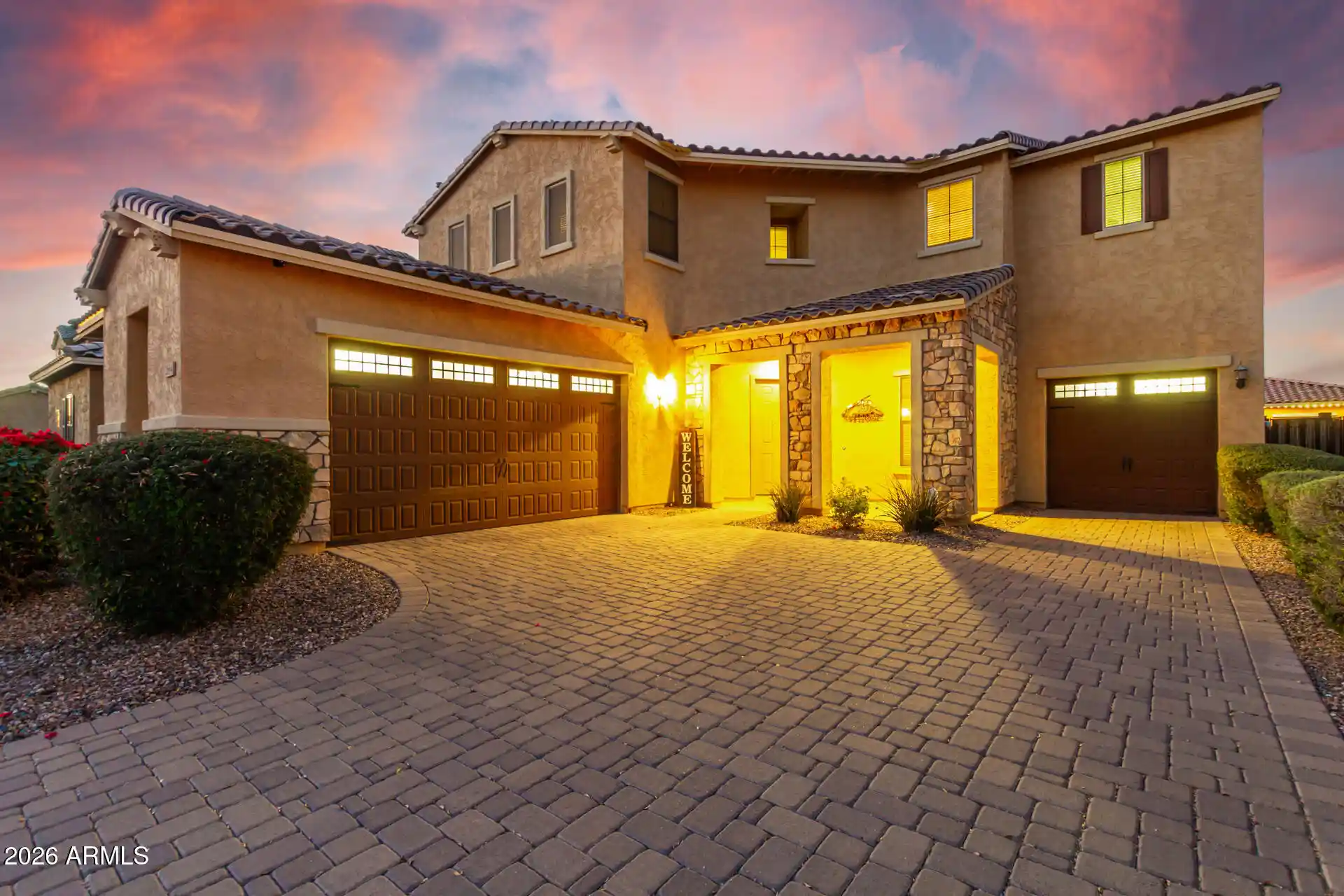 Photo 1 of Single family home for sale at 2664 E Hazeltine Way, Gilbert, AZ 85298 | MLS# 7083329 | Listing updated on 2026-10-26