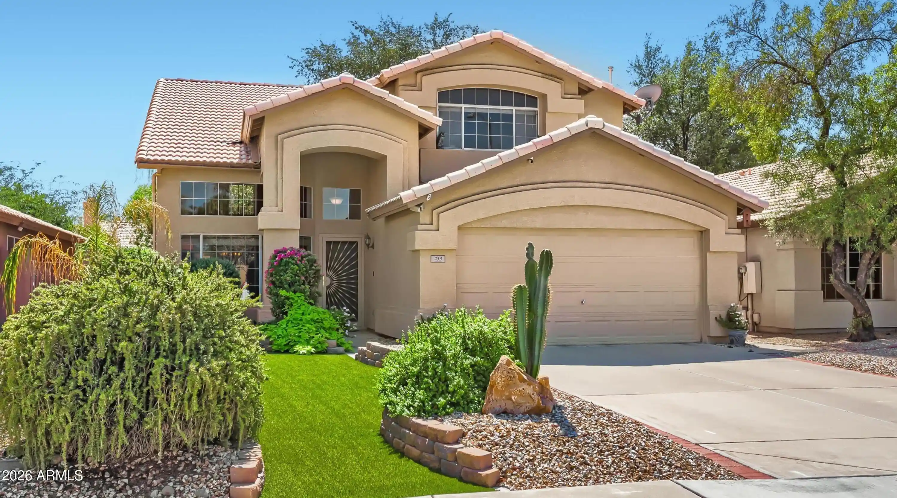 Single family home for sale at 233 W Grovers Ave, Phoenix, AZ 85023 | MLS# 7082801