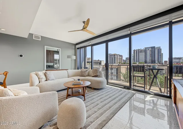 Condo for sale at 200 W Portland St #627, Phoenix, AZ 85003 | MLS# 7086538