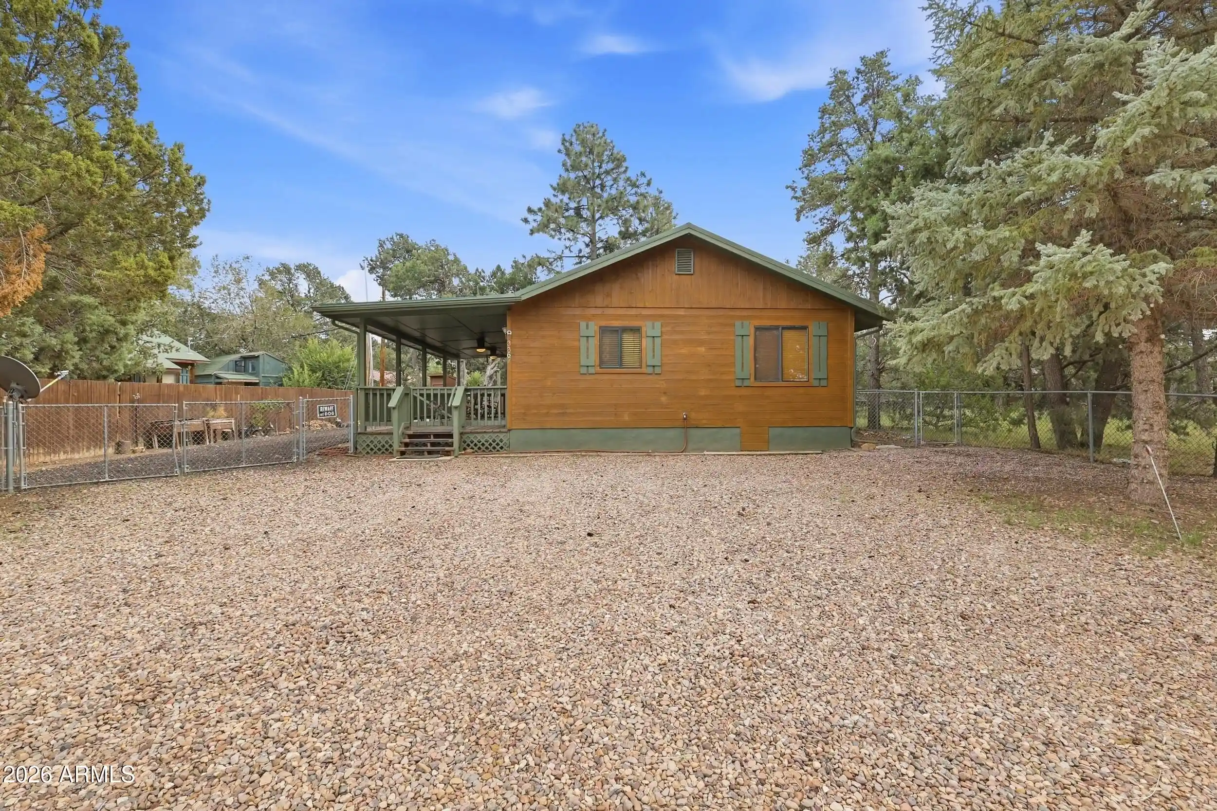 Photo 1 of Single family home for sale at 3367 Rim Lakes Dr, Overgaard, AZ 85933 | MLS# 7084487 | Listing updated on 2026-10-08