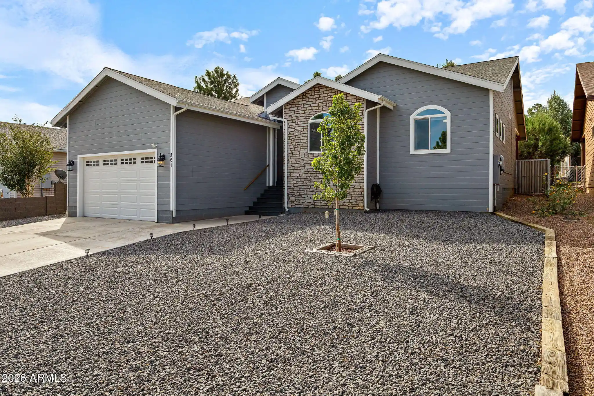 Photo 1 of Single family home for sale at 861 E Blue Jay Ln, Show Low, AZ 85901 | MLS# 7083341 | Listing updated on 2026-09-22