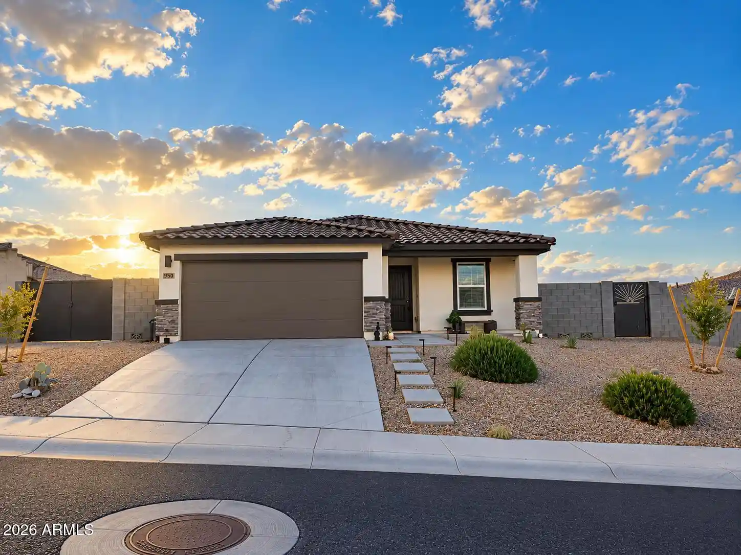 Photo 1 of Single family home for sale at 950 Logan Way, Wickenburg, AZ 85390 | MLS# 7083579 | Listing updated on 2026-10-18